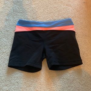 Reversible ivivva booty shorts size 8